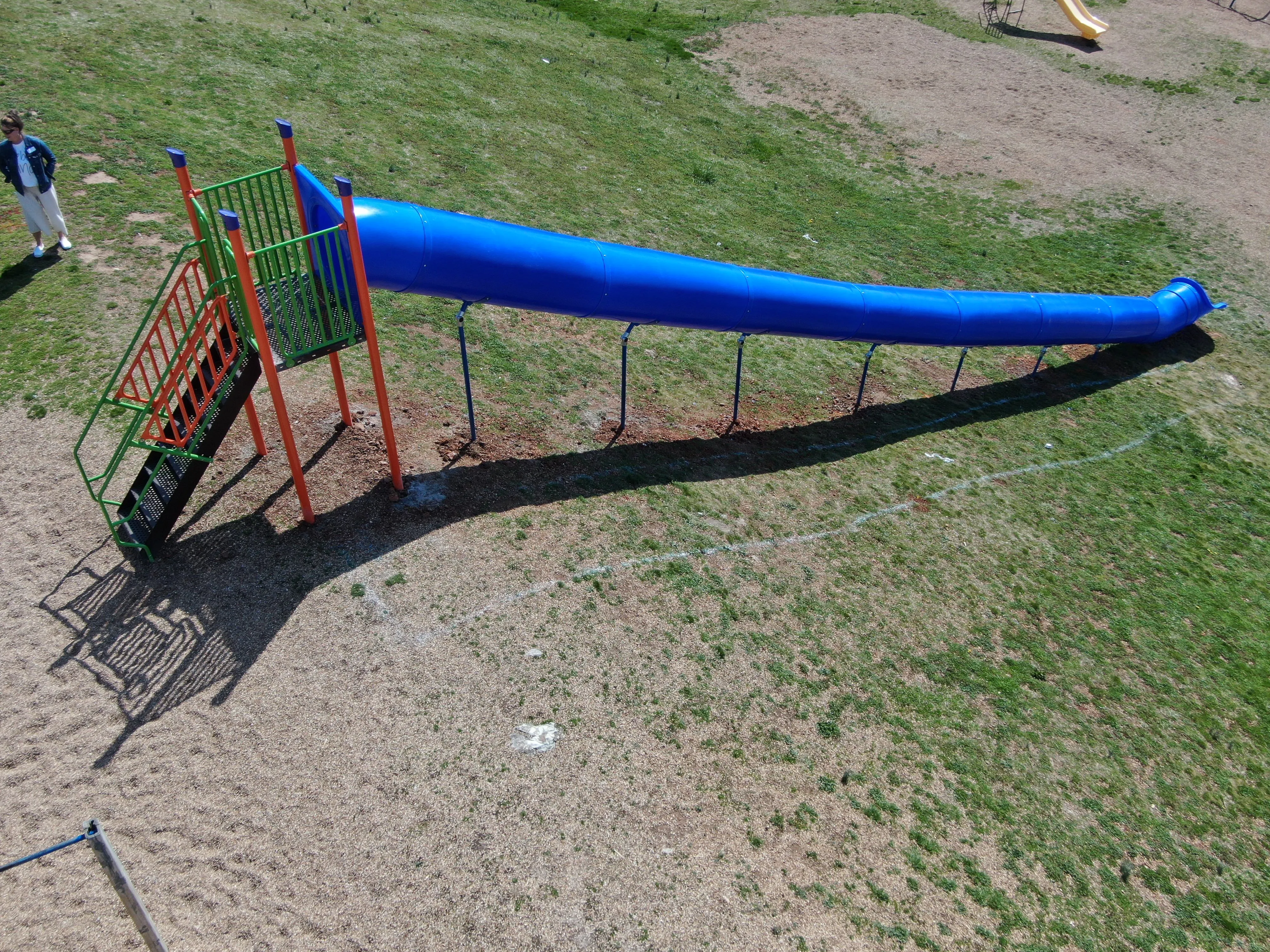 mammoth-spring-hill-slide